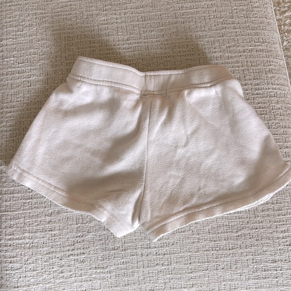 Butter Shorts Cream Size 5 - Picture 2 of 4